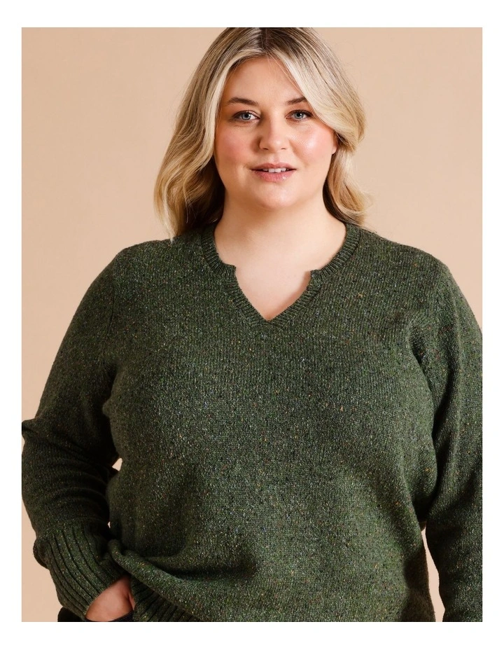 Notch Neck Jumper In Khaki Fleck