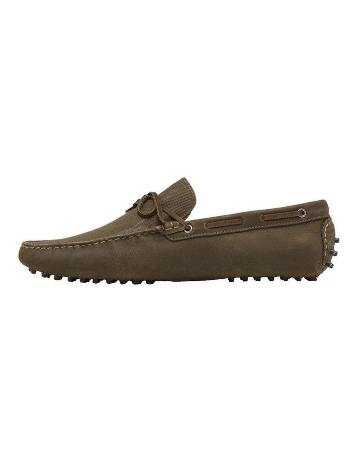 Reece Leather Driving Loafer Shoe in Olive