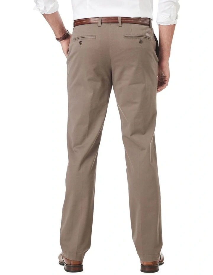 Comfort Stretch Chino Pant in Walnut