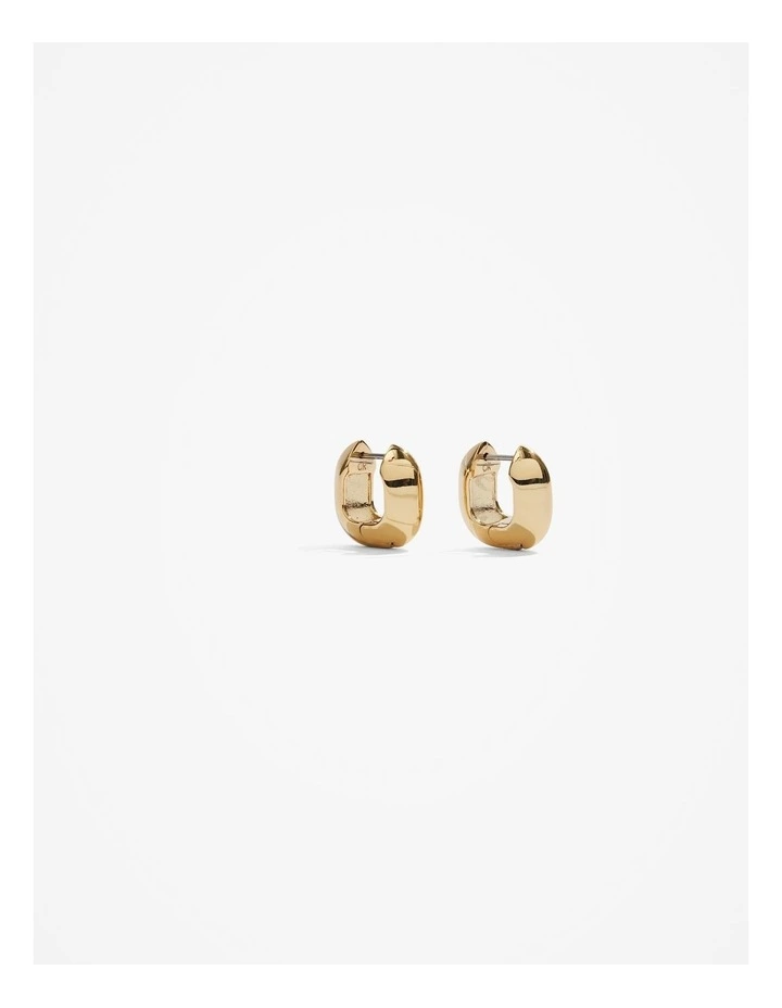 Jada Hoop Earring in Gold