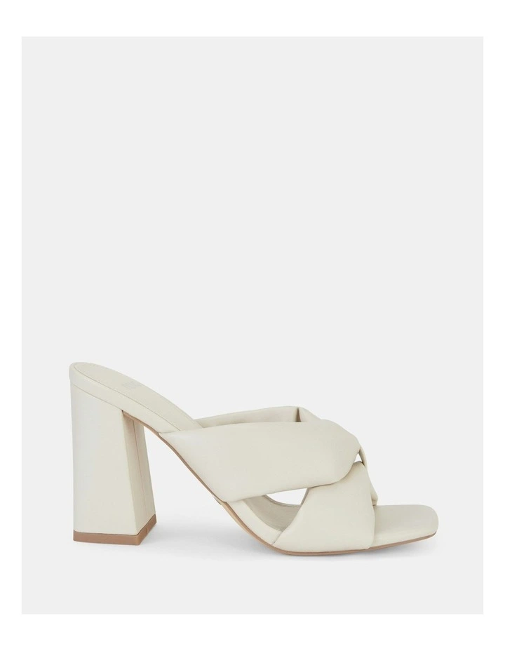 Faiza Heels in Cream
