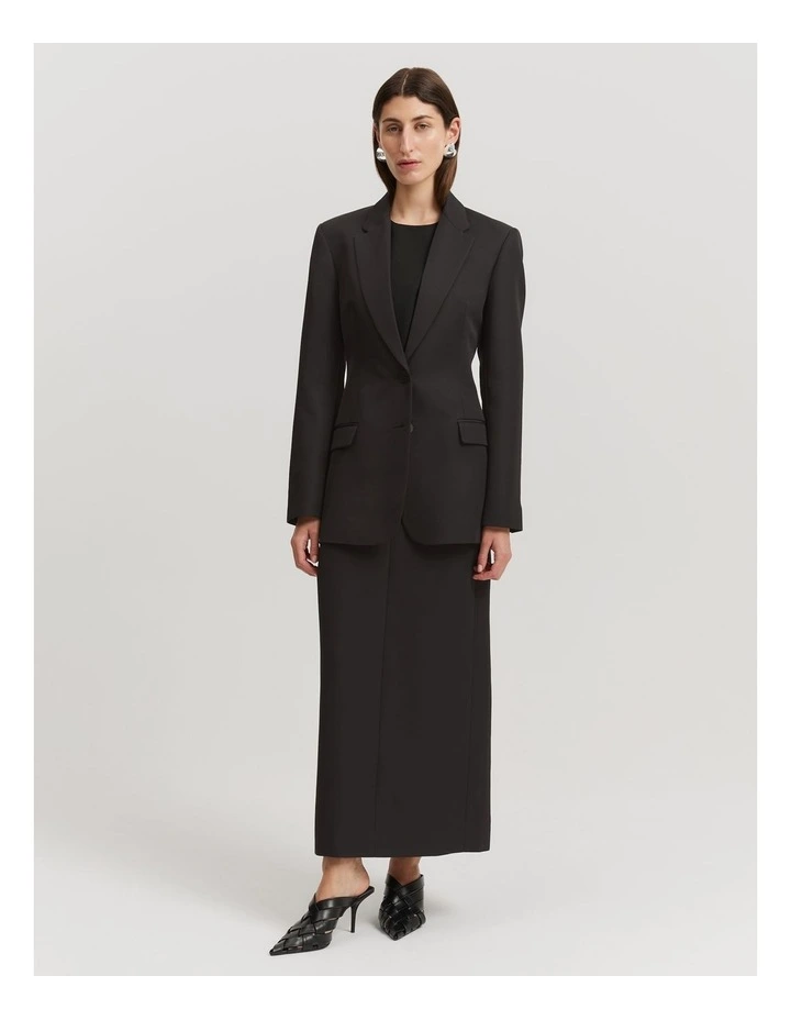 Contour Blazer in Black