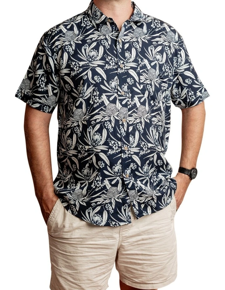 Natives Short Sleeve Shirt in Navy