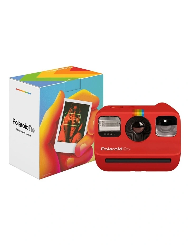 Go Instant Camera in Red 9071