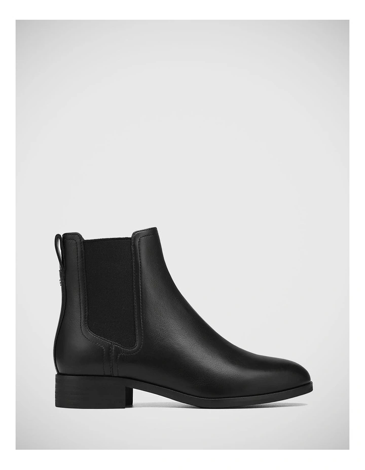 Chillie Tumbled Leather Boot in Black