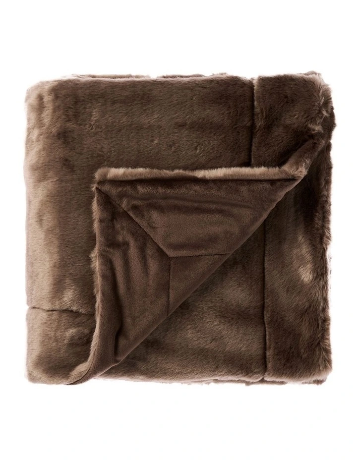 Selma Throw in Clove