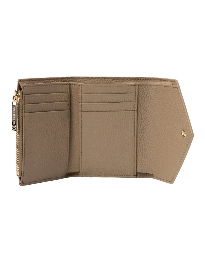Naomi Leather Small Wallet in Light Taupe