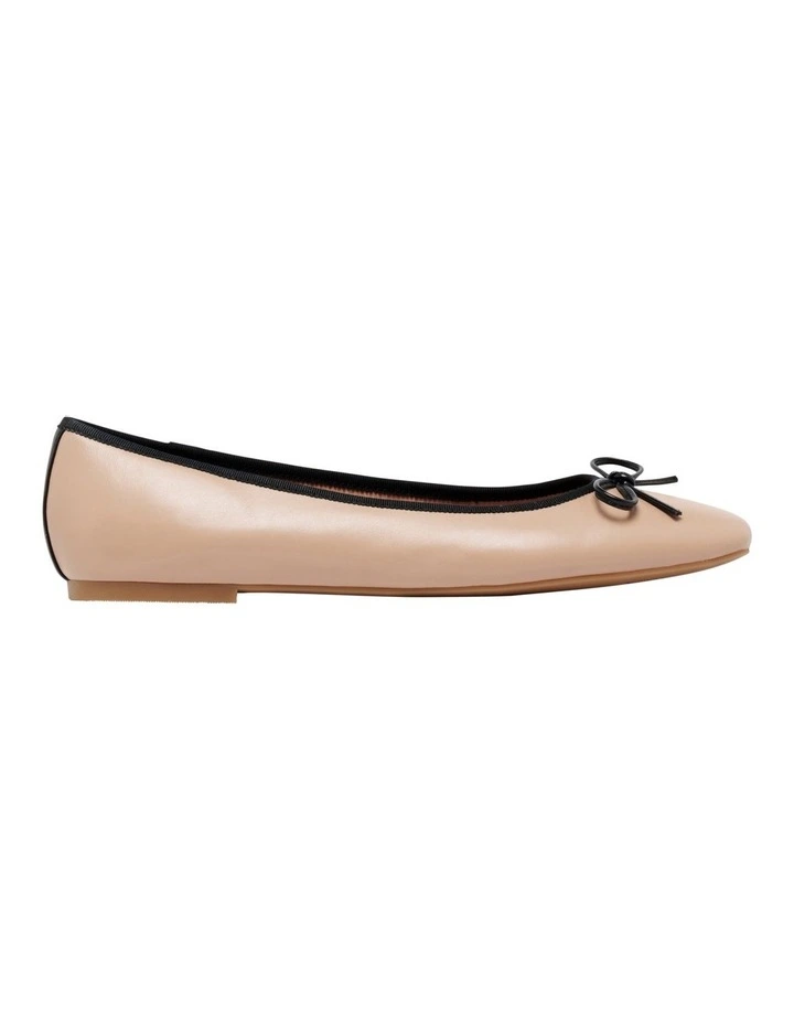 Tootsy Ballet Flat in Light Pink