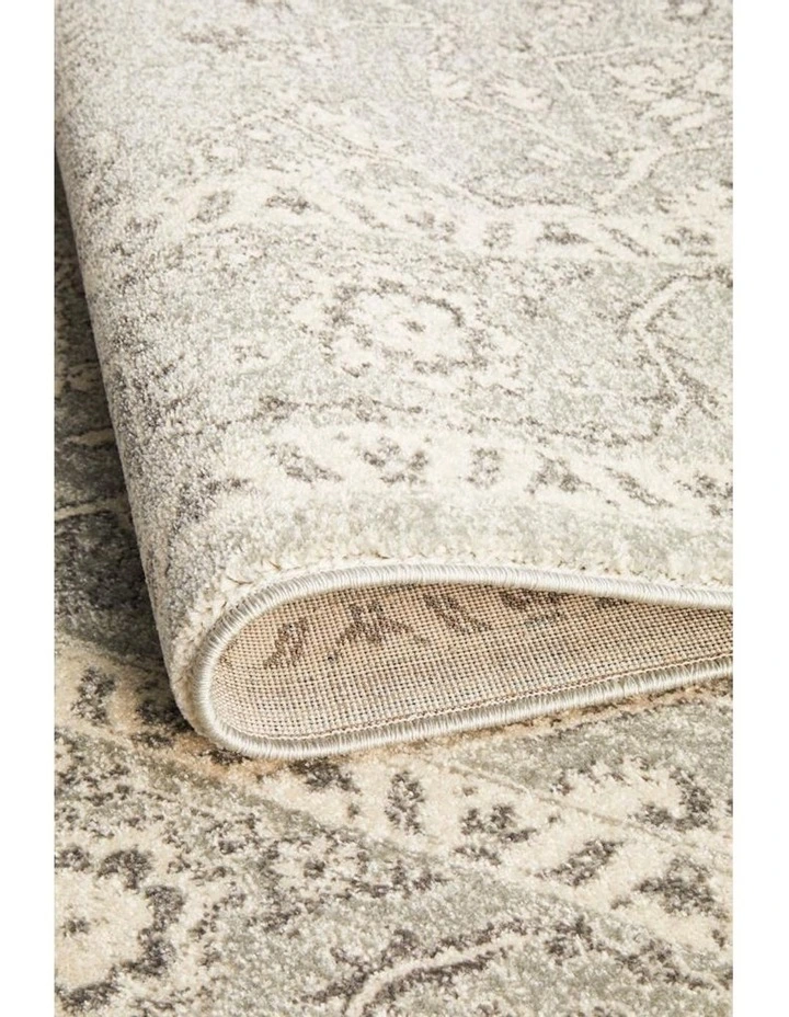 Evoke 261 Rug in Silver