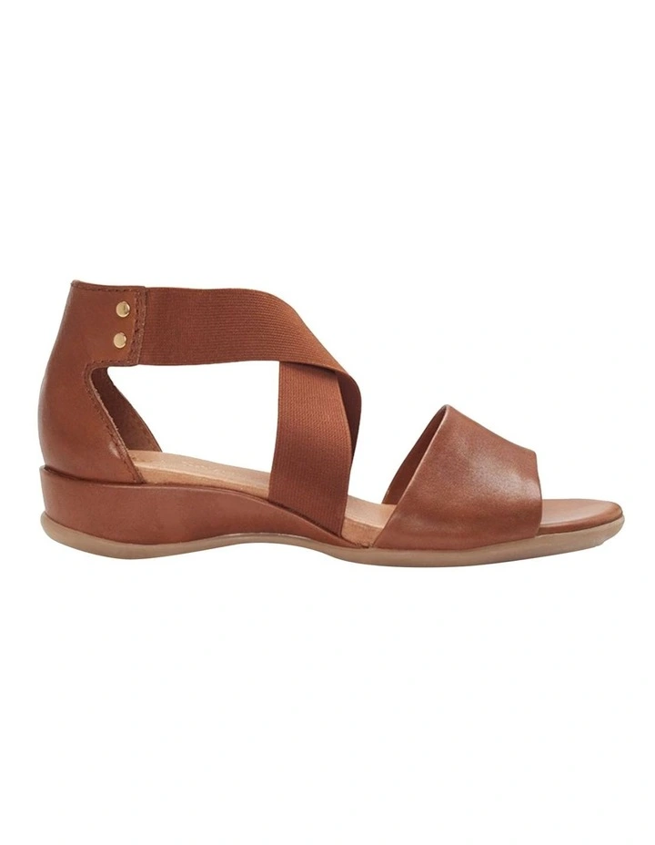 Chester Mid Brown Glove Sandals