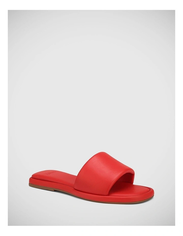 Daya Leather Sandal in Red