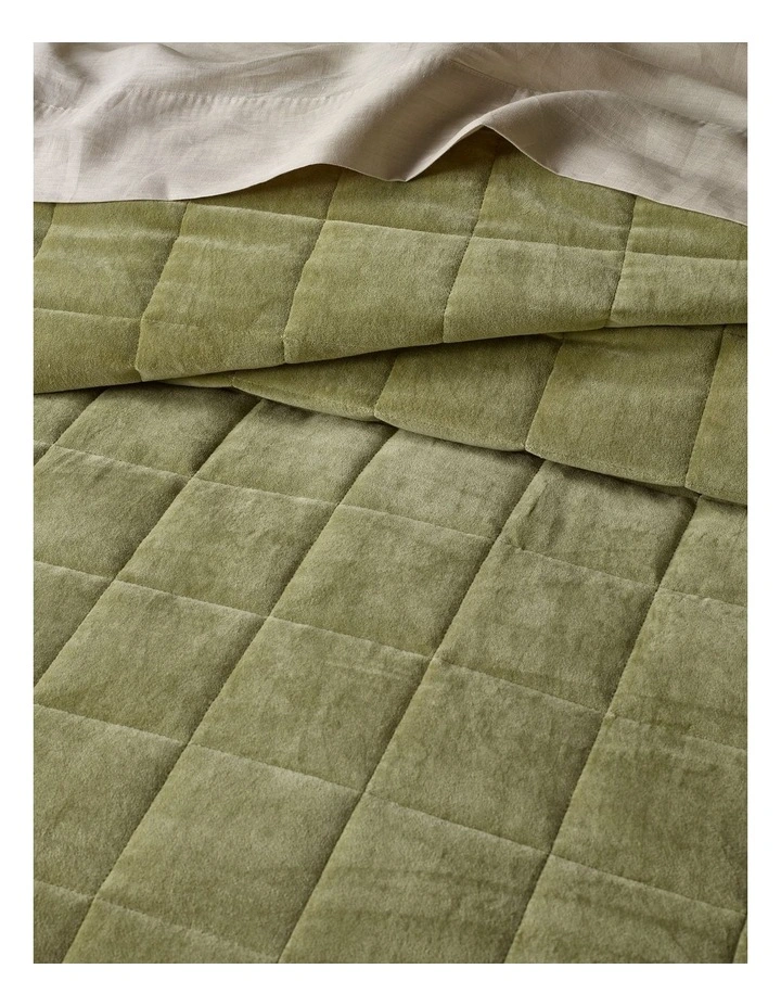 Lawson Quilted Cotton Velvet Coverlet in Gumleaf Green