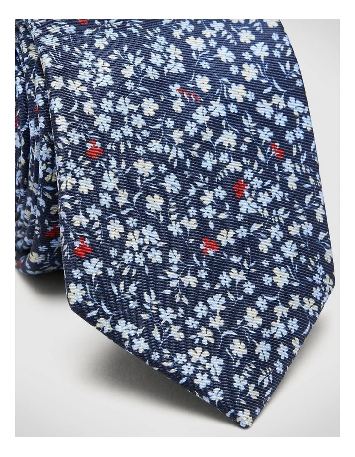 Ditsy Floral Printed Silk Tie in Navy
