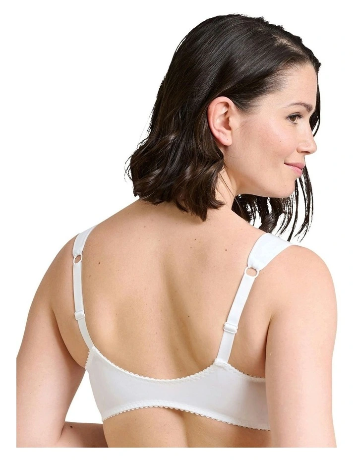 Clara Wirefree Front Close Bra with Lace in White