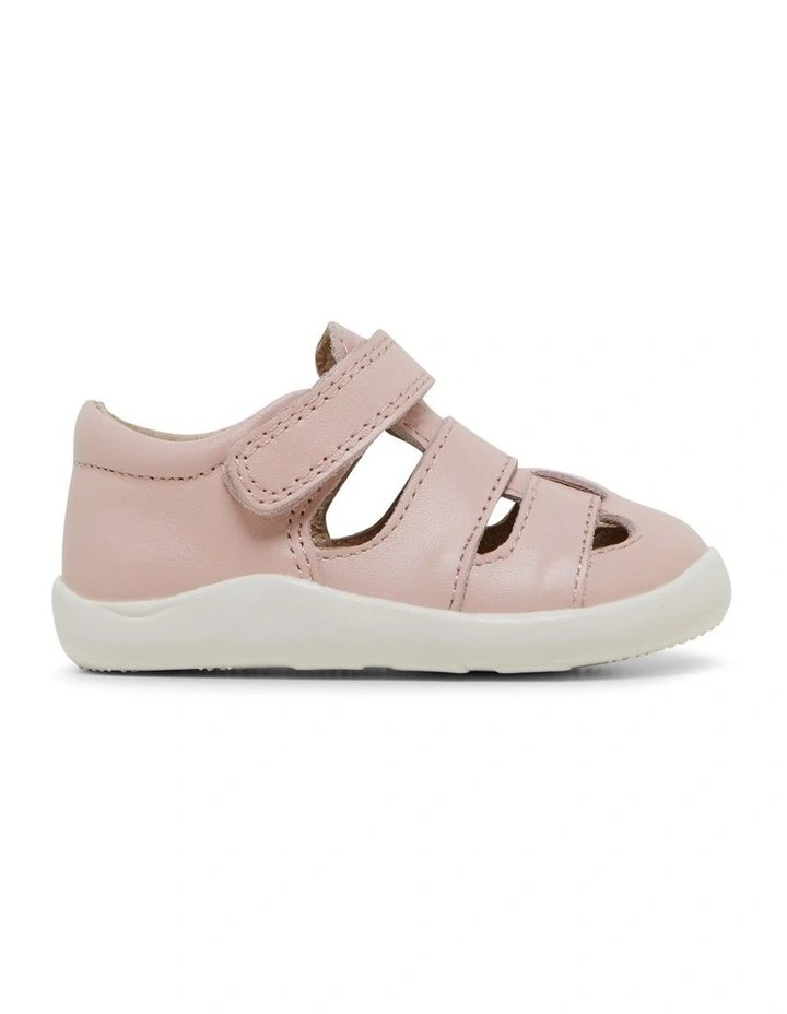Free Ground Sandals In Baby Pink