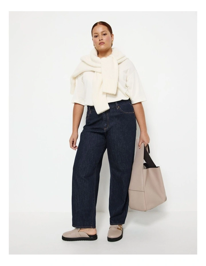 Barrel Leg Jean in Raw Denim