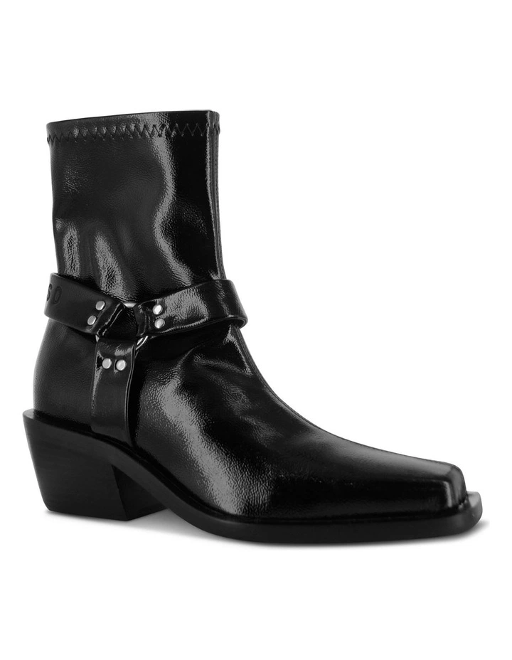 Kelsey II Ankle Boots in Ebony