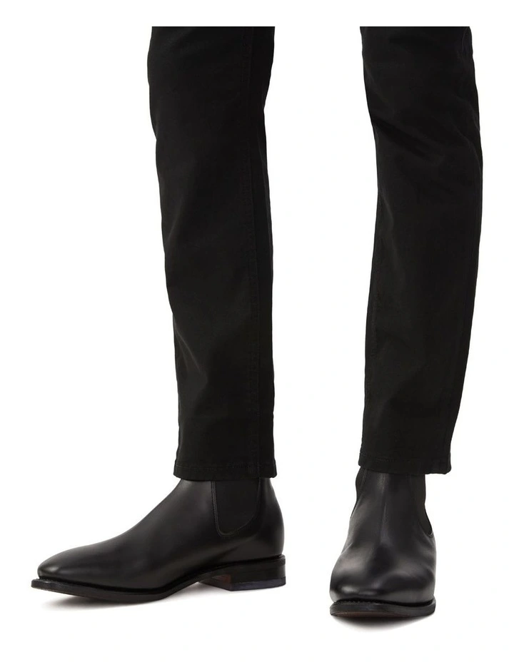 Comfort Craftsman Wide Fit Shoe in Black
