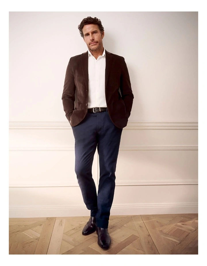 Slim Washed Oxford Chino in Black