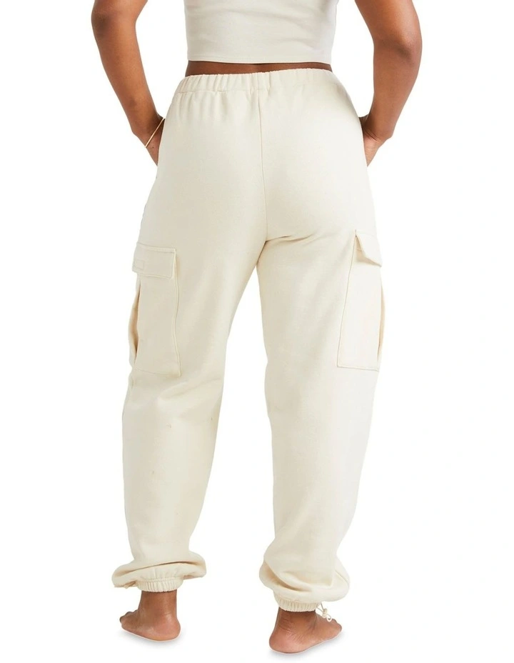 Palm Life Trackpant in White Cap