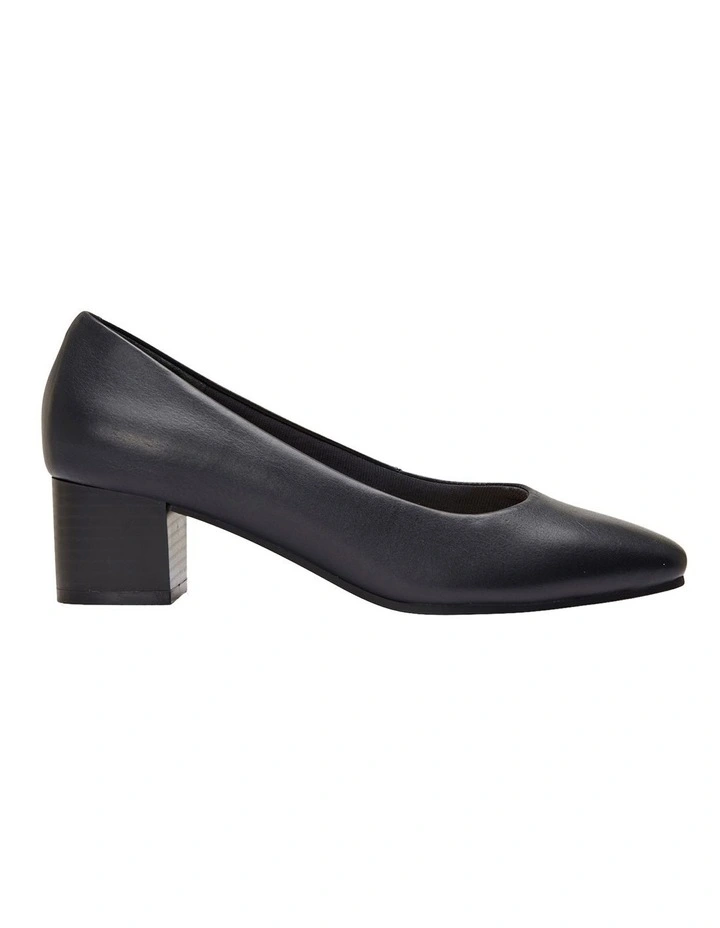 Gamma Navy Glove Heeled Shoes