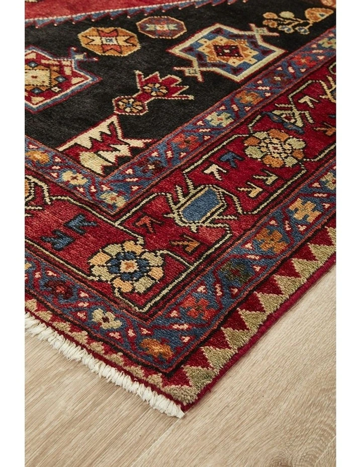 Hand Knotted Pure Wool Saveh Rug 215X135cm