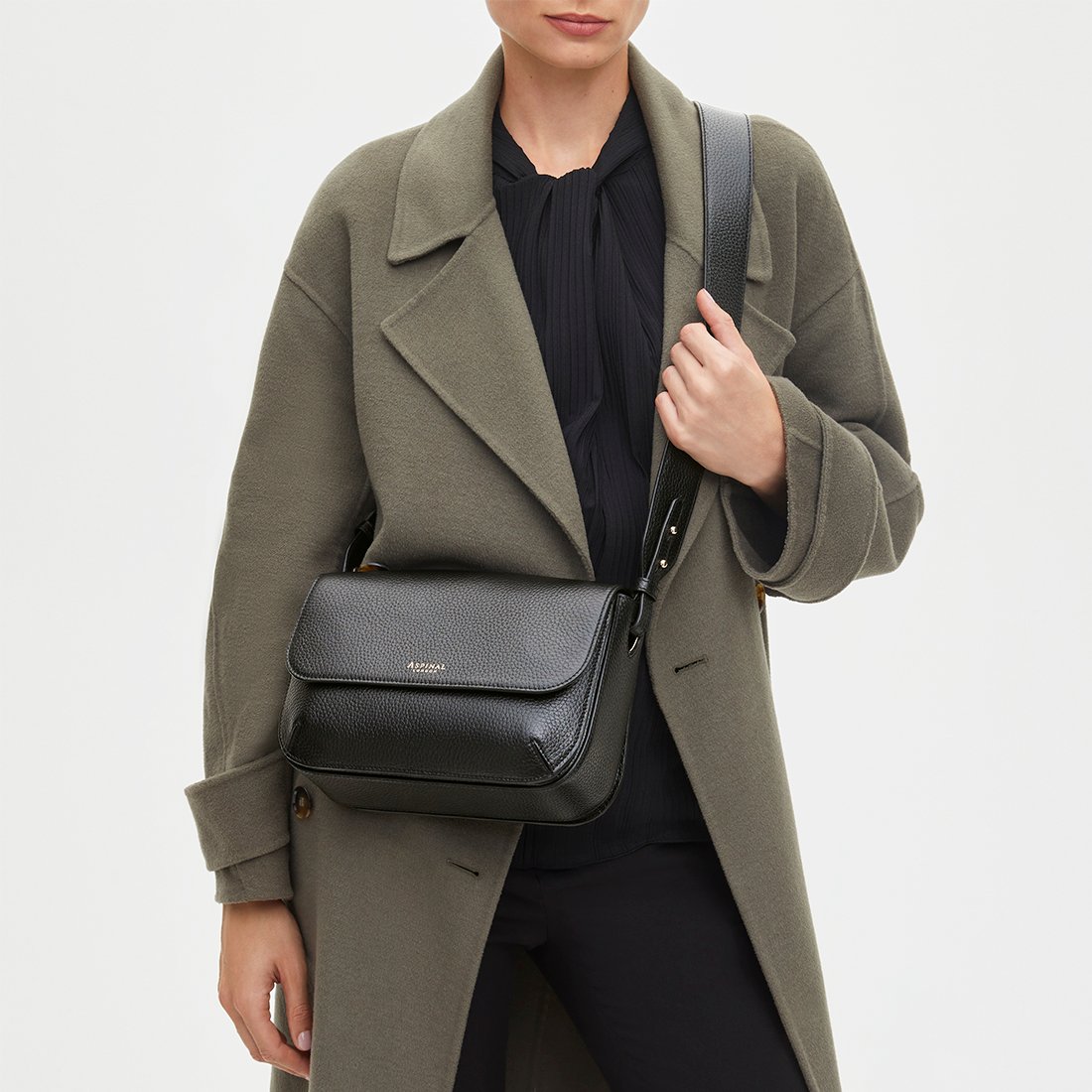 Ella Grande Crossbody