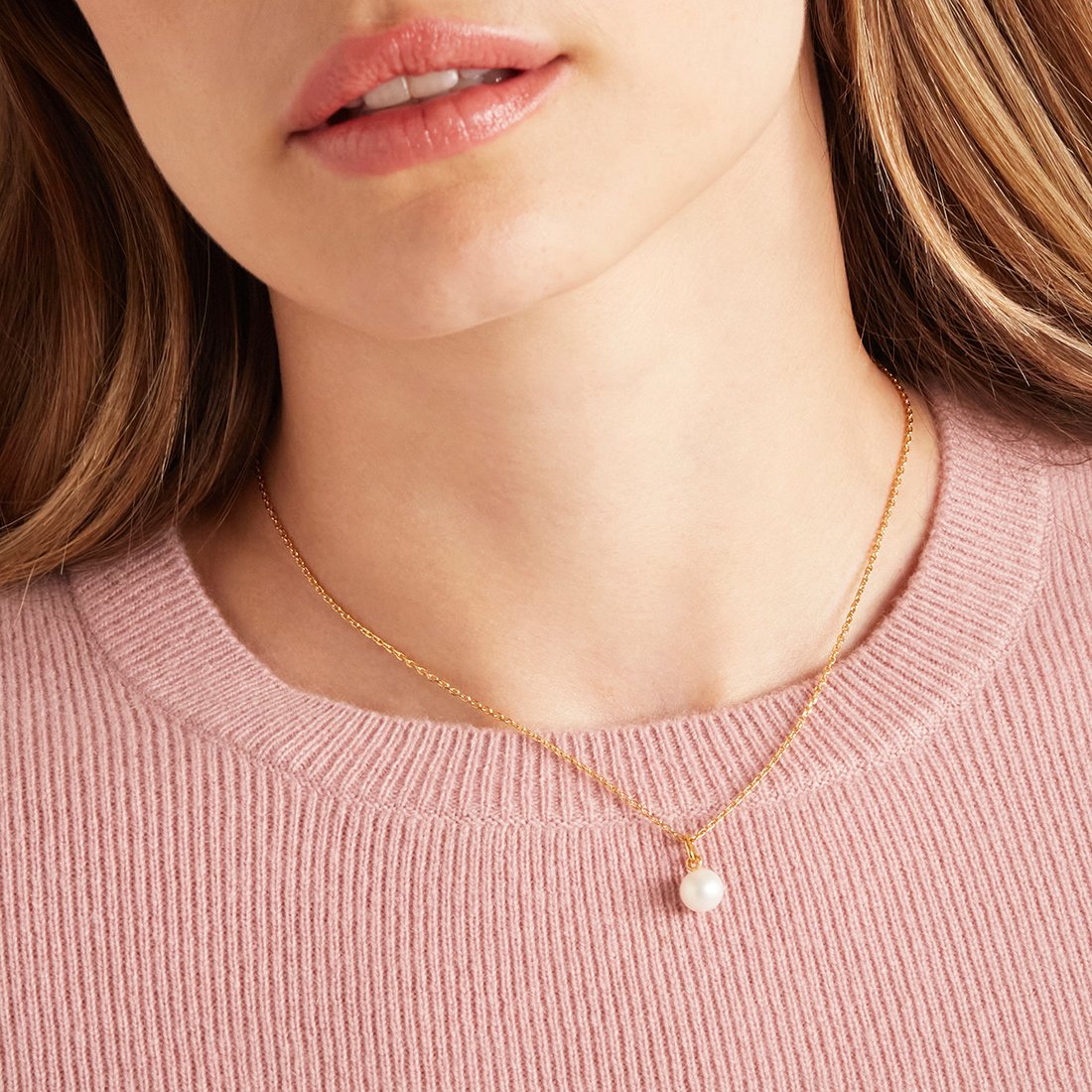 Pearl Pendant Necklace