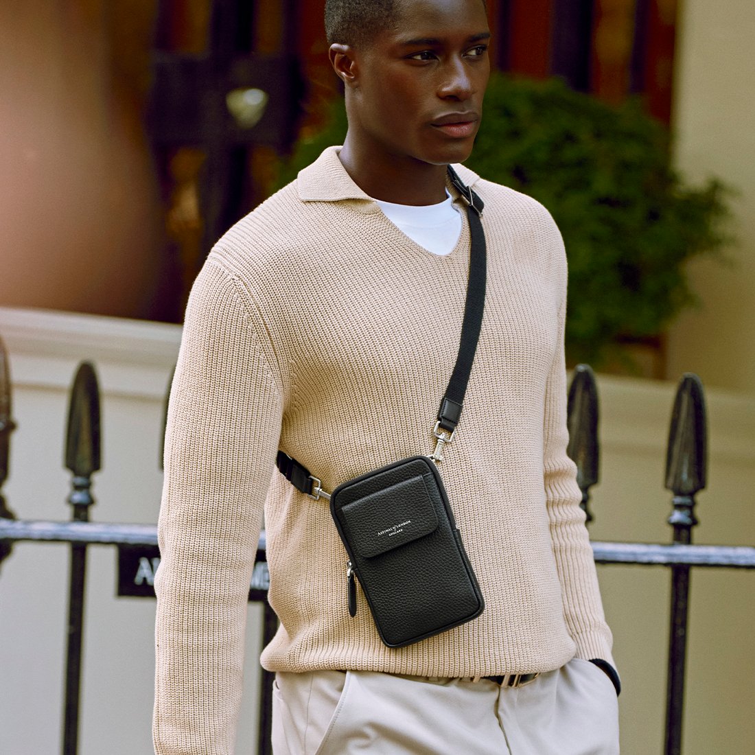 Reporter Crossbody Phone Bag