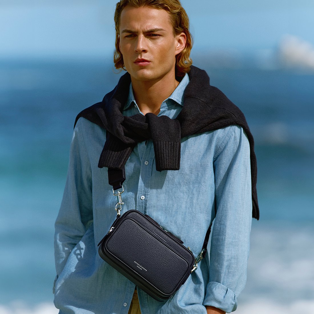 Reporter East West Messenger