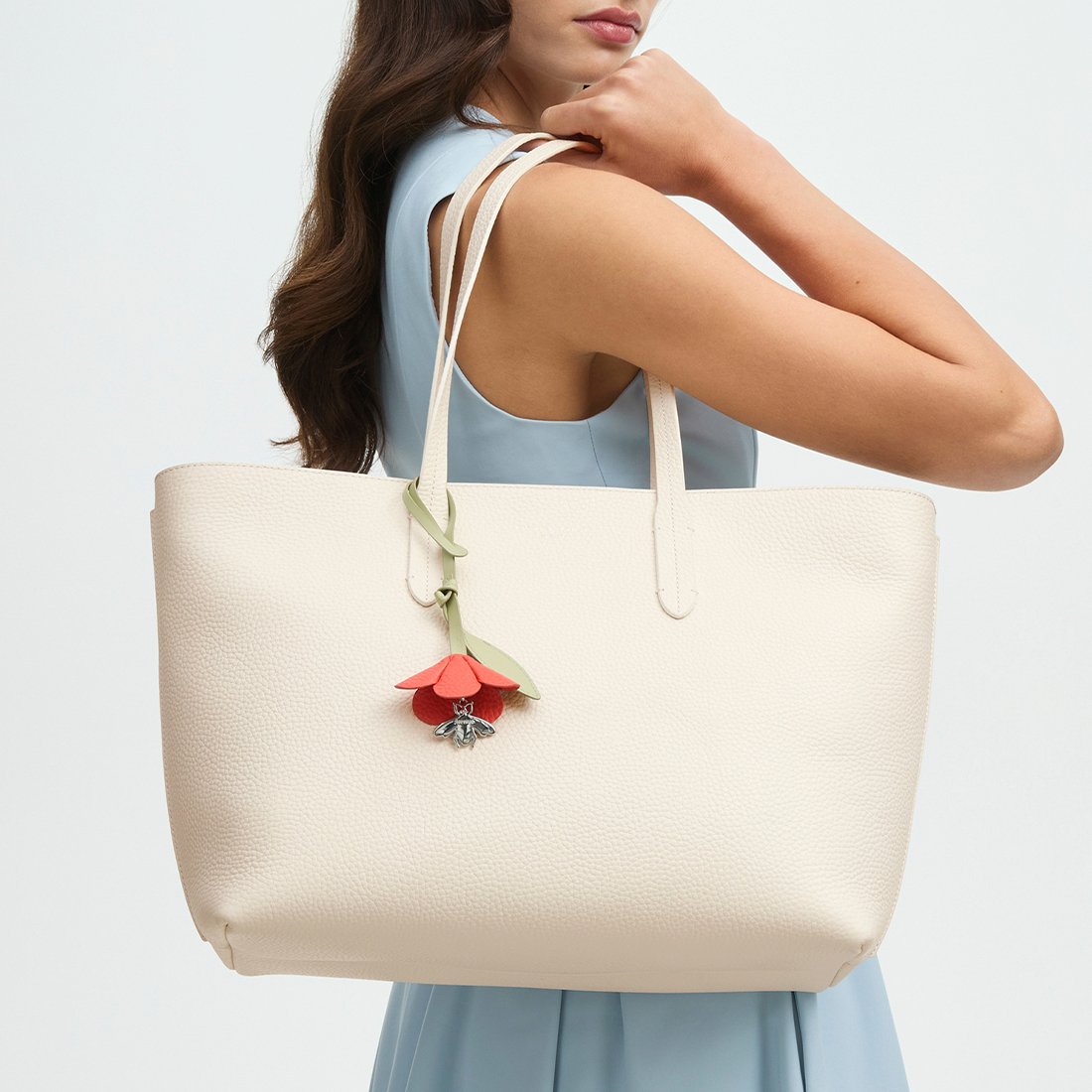 Wildflower & Bee Charm