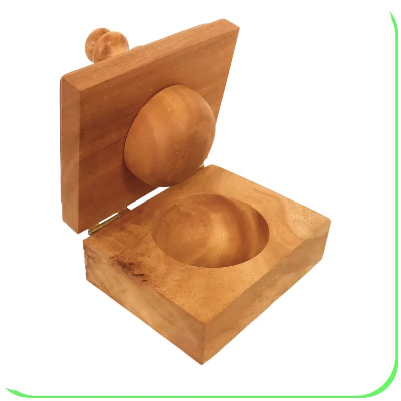 Fa tostonera lyukkal