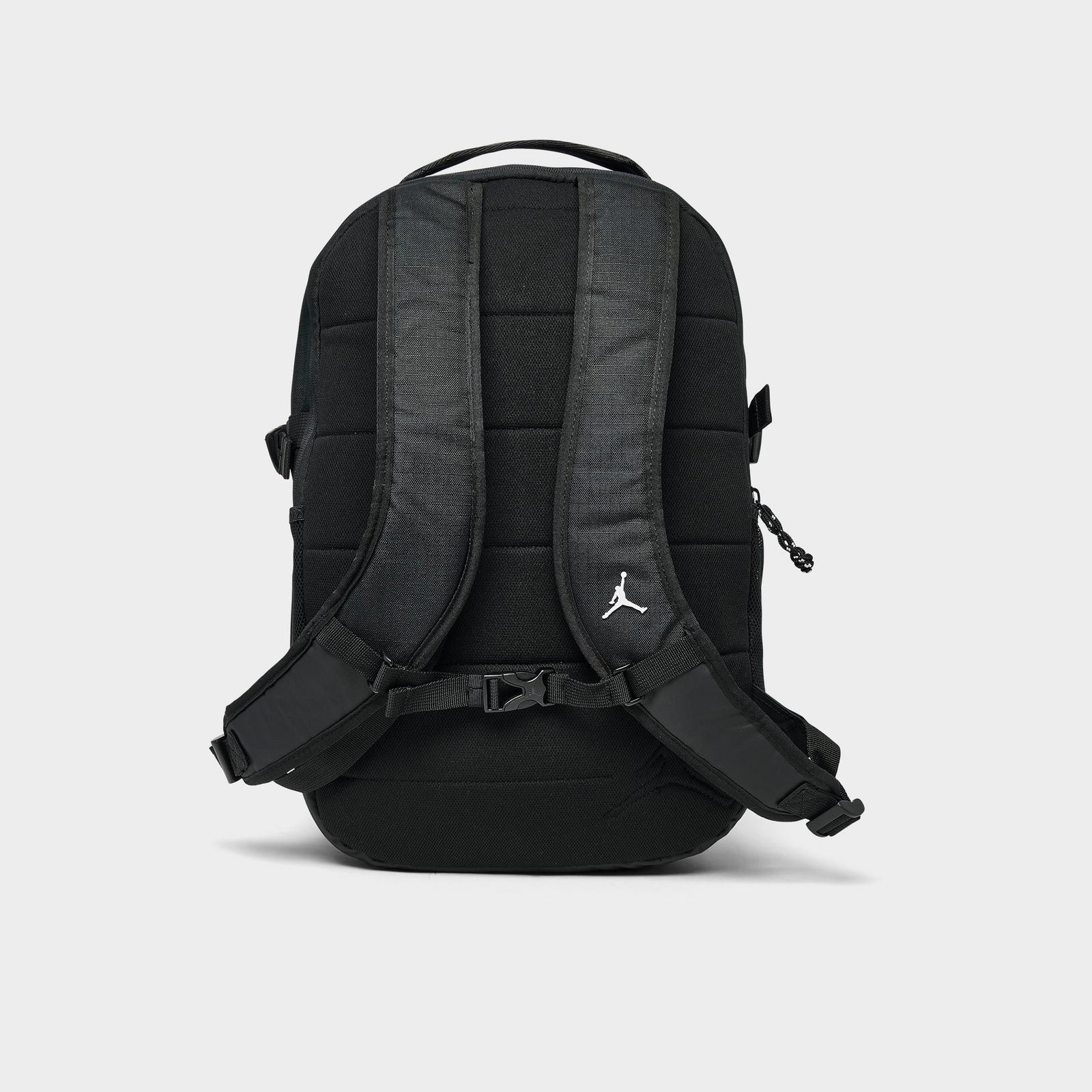 Jordan Blacktop Backpack (25L)