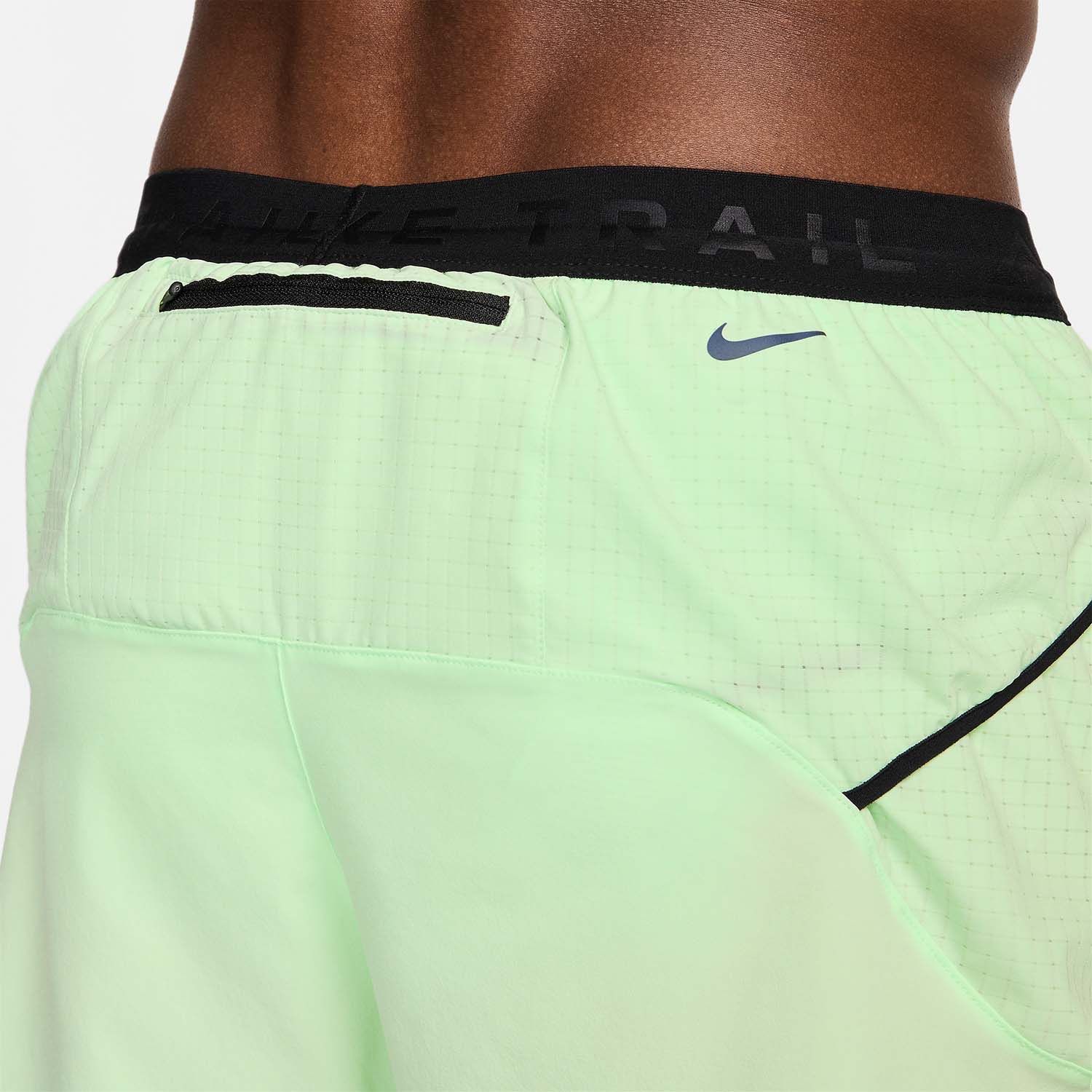 Nike Dri-FIT Second Sunrise 7in Pantaloncini Vapor Green/Black