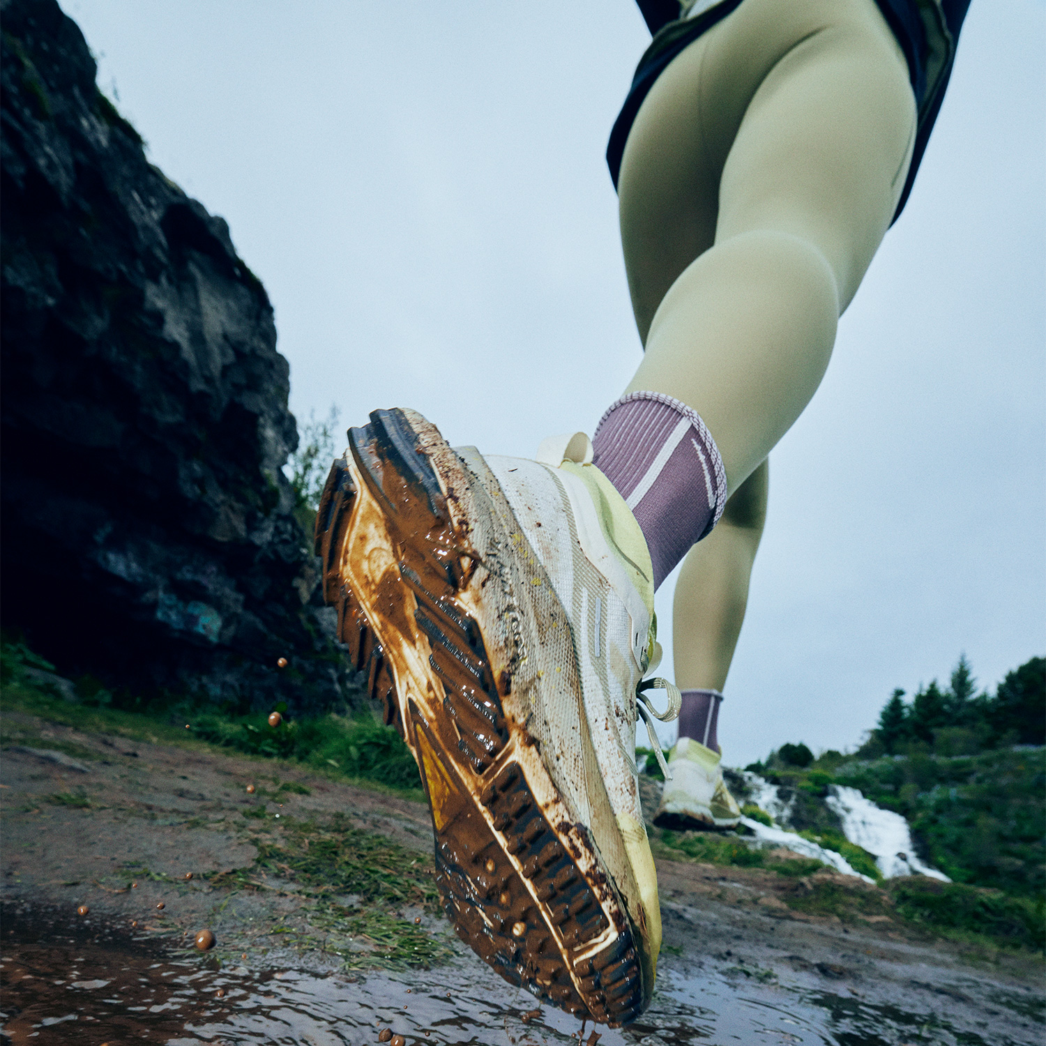 Nike Go Swoosh 7/8 Tights Neutral Olive/Black