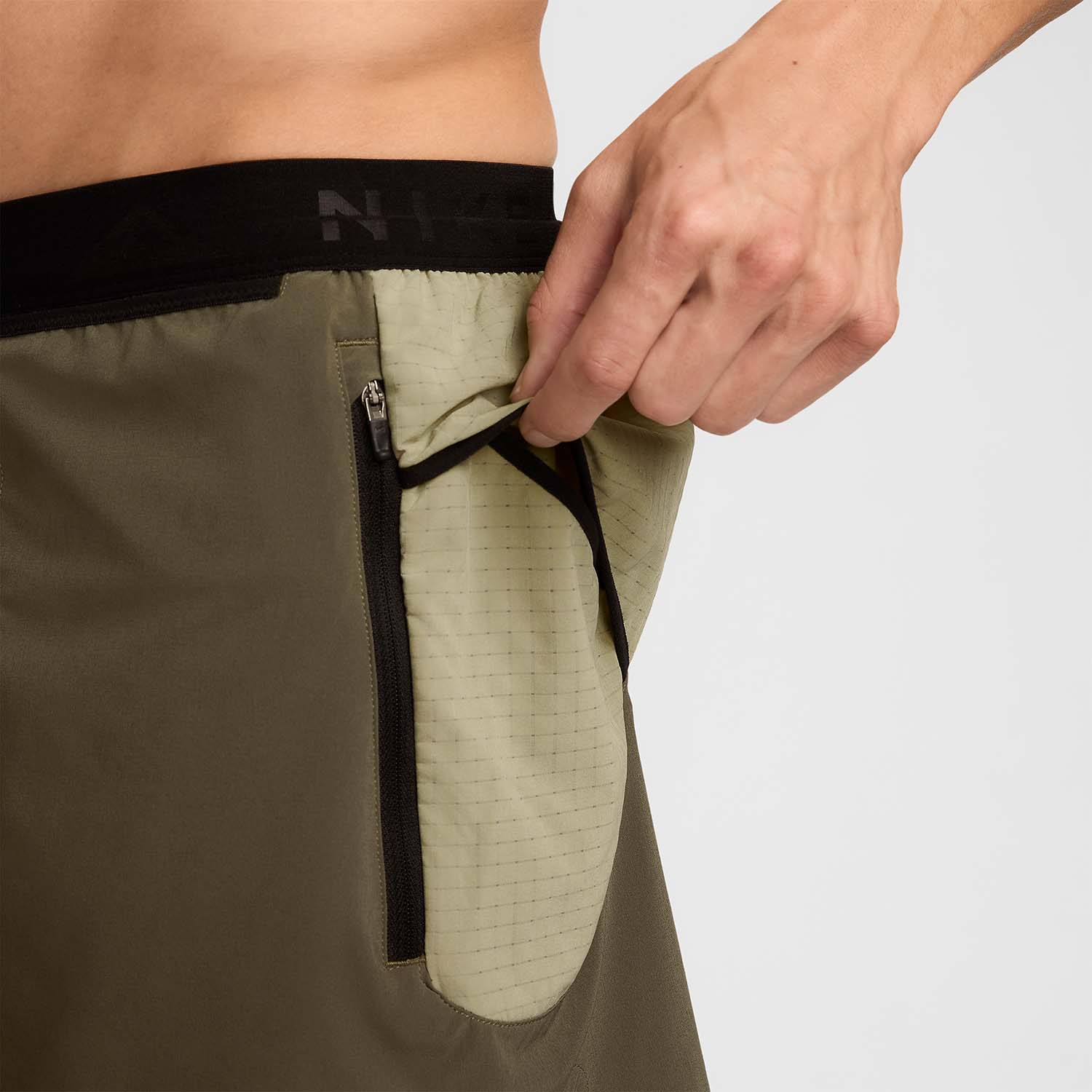 Nike Dri-FIT Second Sunrise 5in Pantaloncini Medium Olive/Neutral/Black