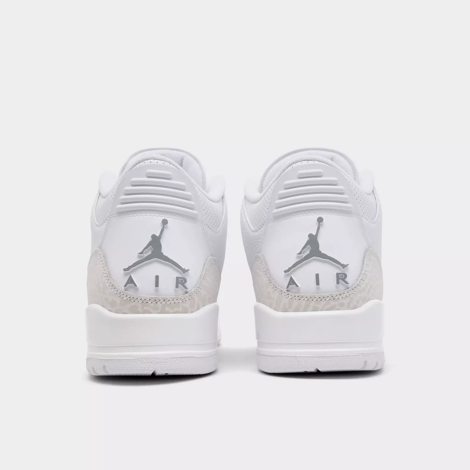 Men's Air Jordan Retro 3 Basketball Shoes