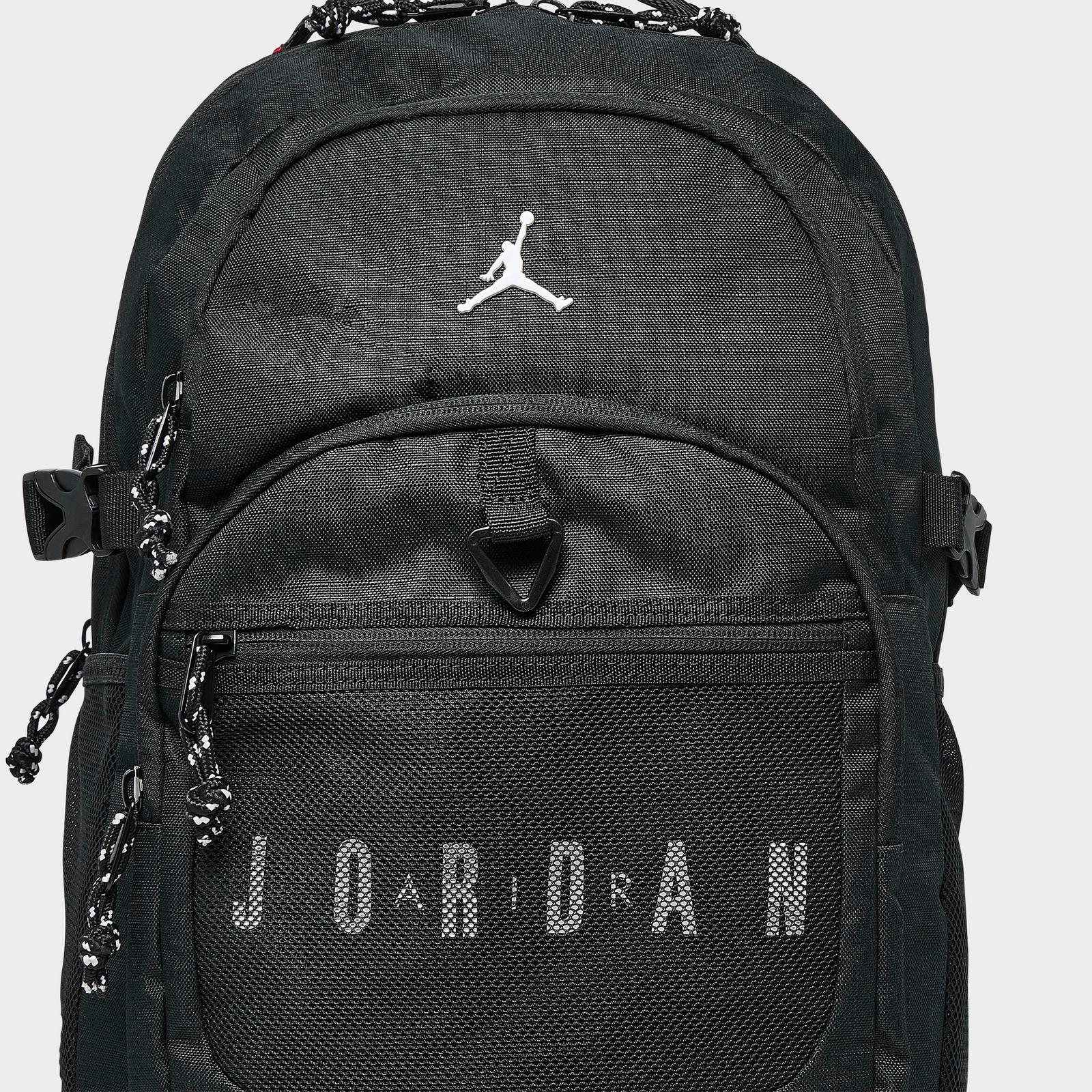 Jordan Blacktop Backpack (25L)
