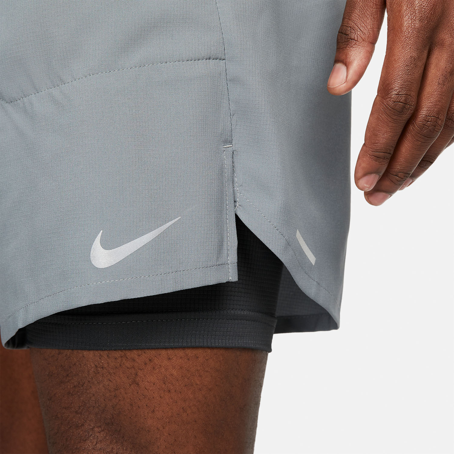 Nike Dri-FIT Stride 2 in 1 7in Pantaloncini Smoke Grey/Reflective Silver