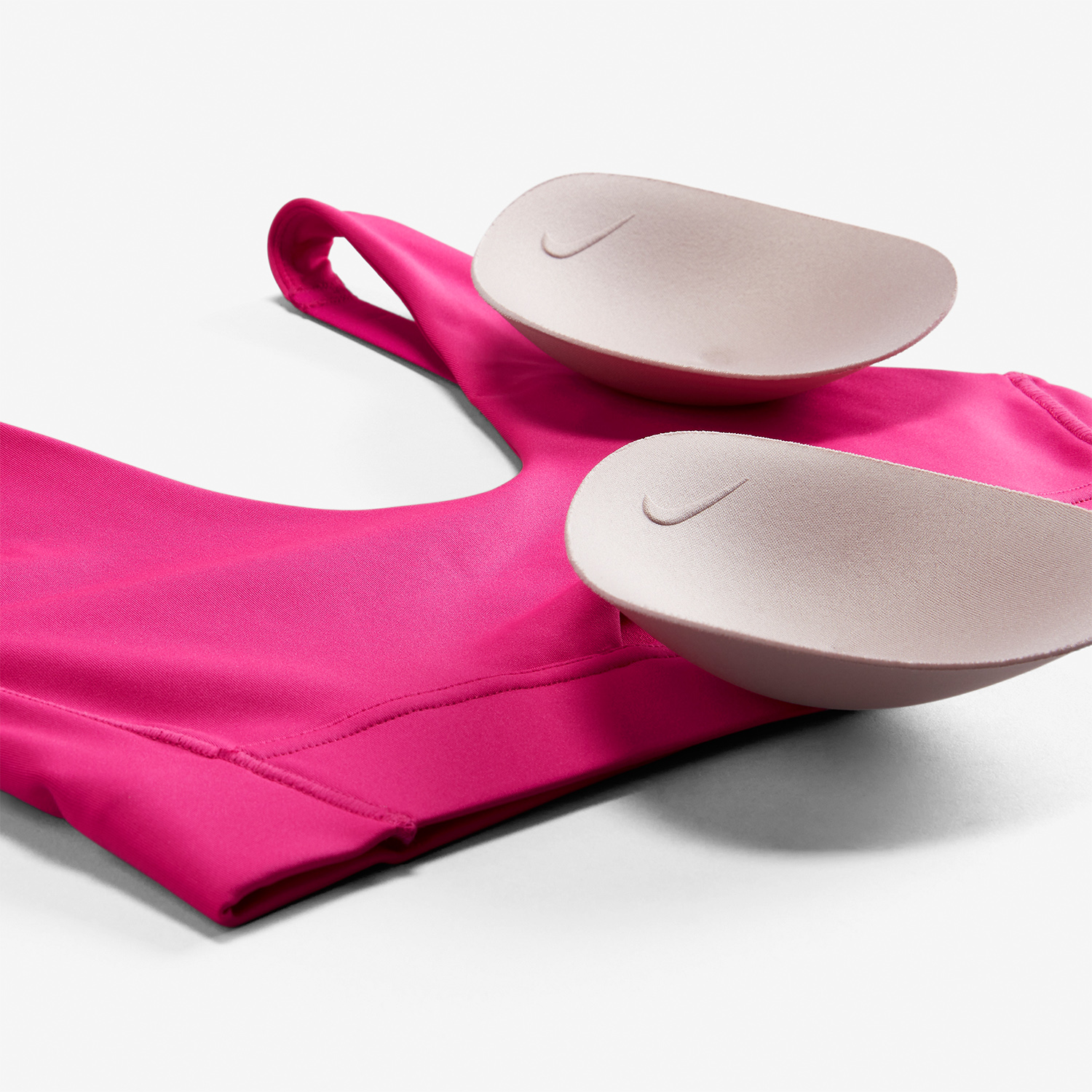 Nike Dri-FIT Indy Reggiseno Sportivo Fireberry/Rush Fuchsia