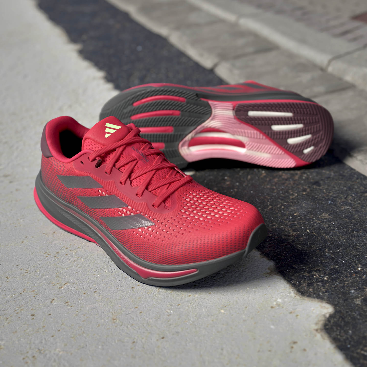 adidas Supernova Rise Bet Scarlet/Core Black/Green Spark