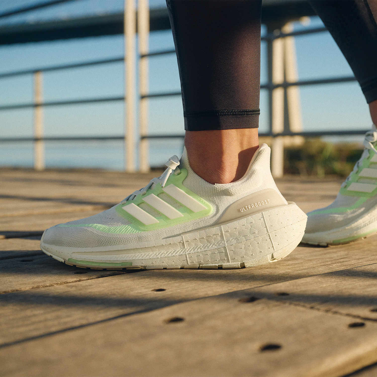 adidas Ultraboost Light Crystal Jade/Cloud White/Green Spark