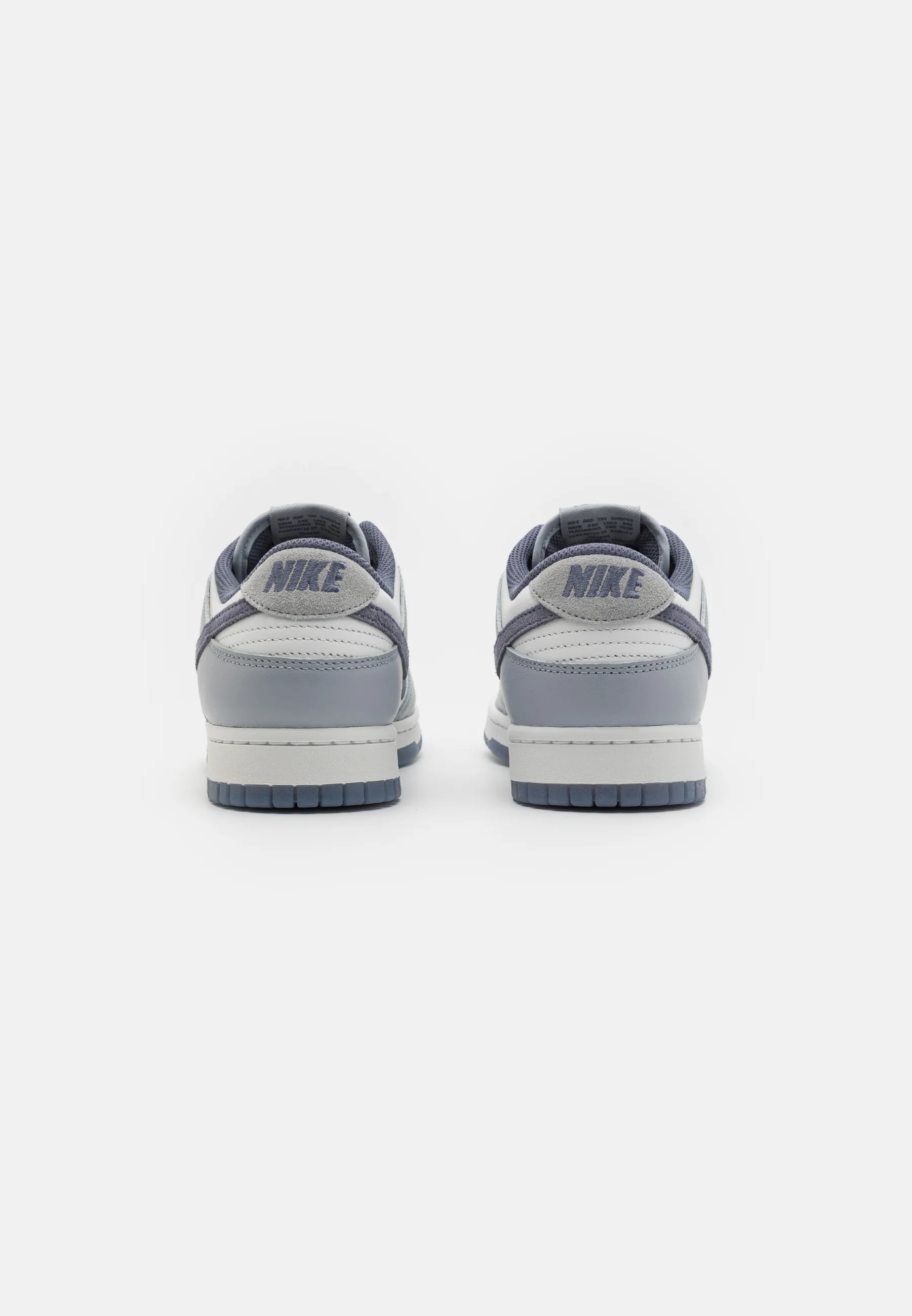 Nike Sportswear NIKE DUNK LOW RETRO PRM ESS+ - Sneakers basse