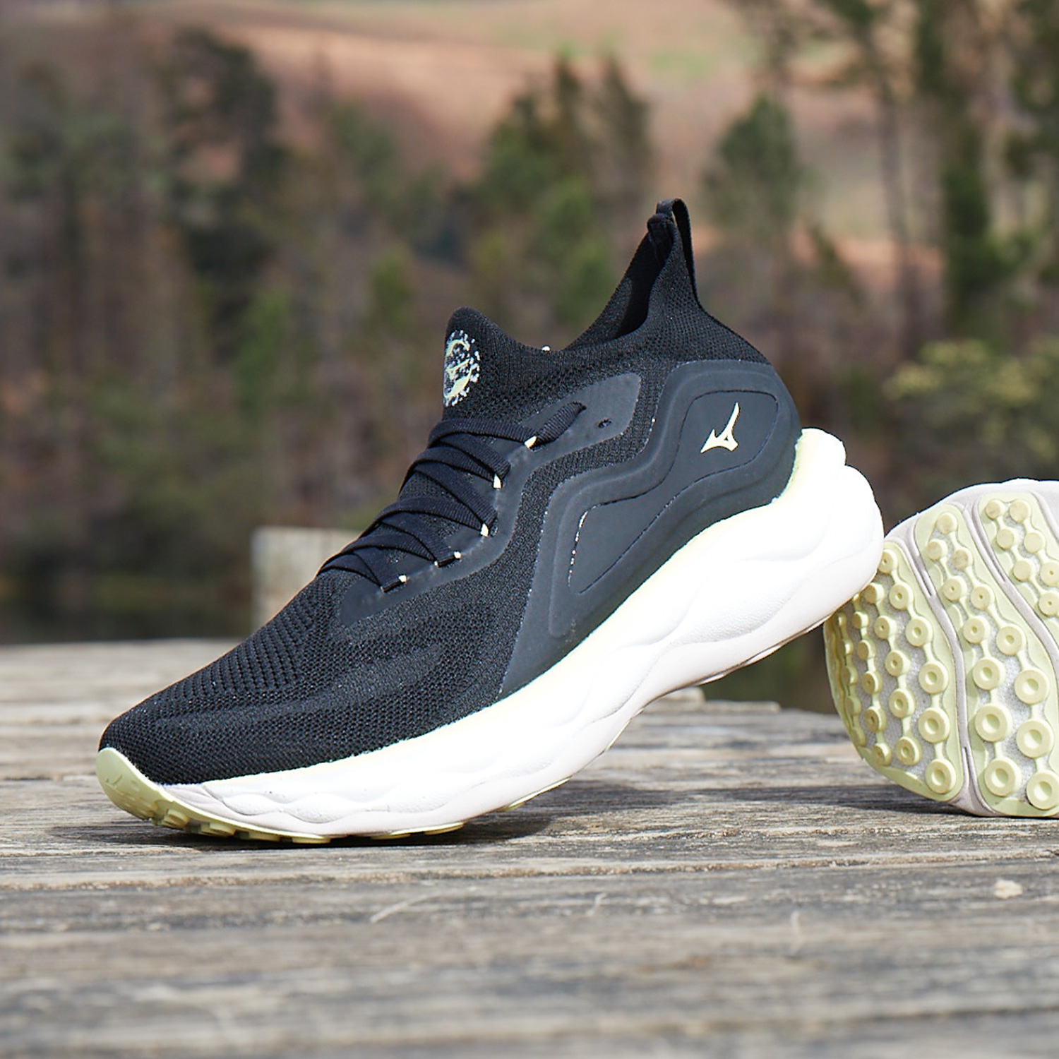Mizuno Wave Neo Ultra Undyed Black/Starlight
