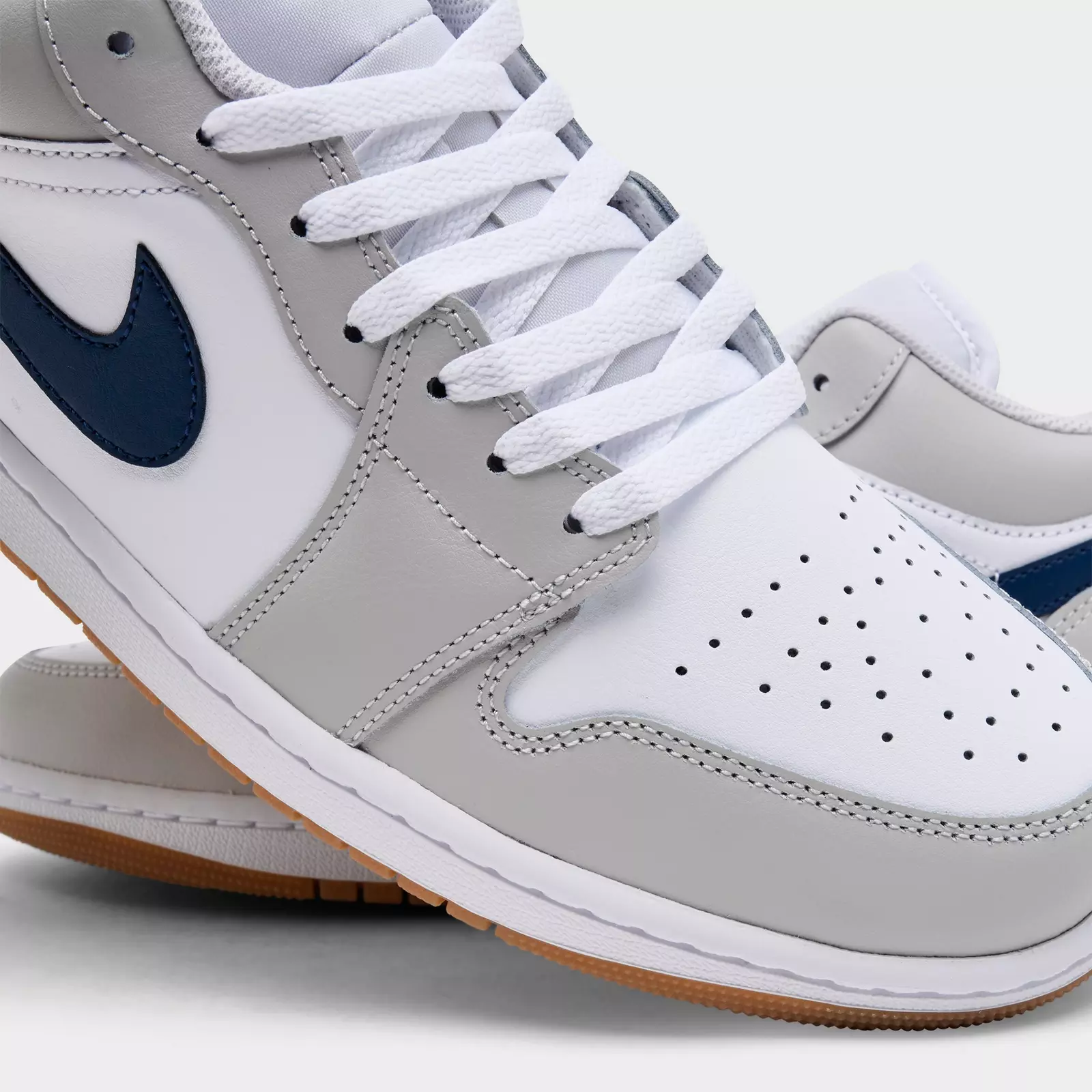 Men's Air Jordan Retro 1 Low Casual Shoes