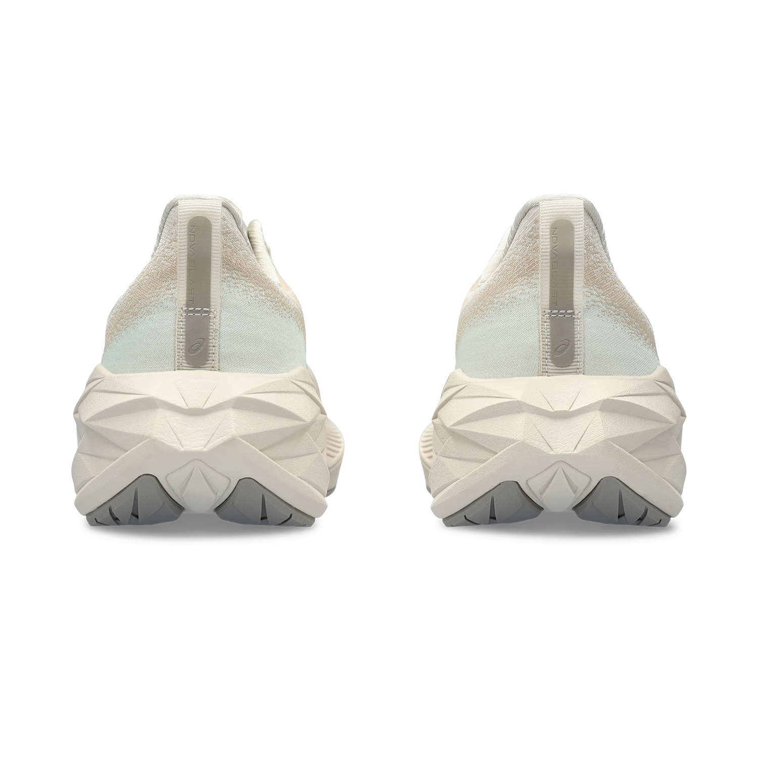 Asics Novablast 4 Oatmeal/Moonrock