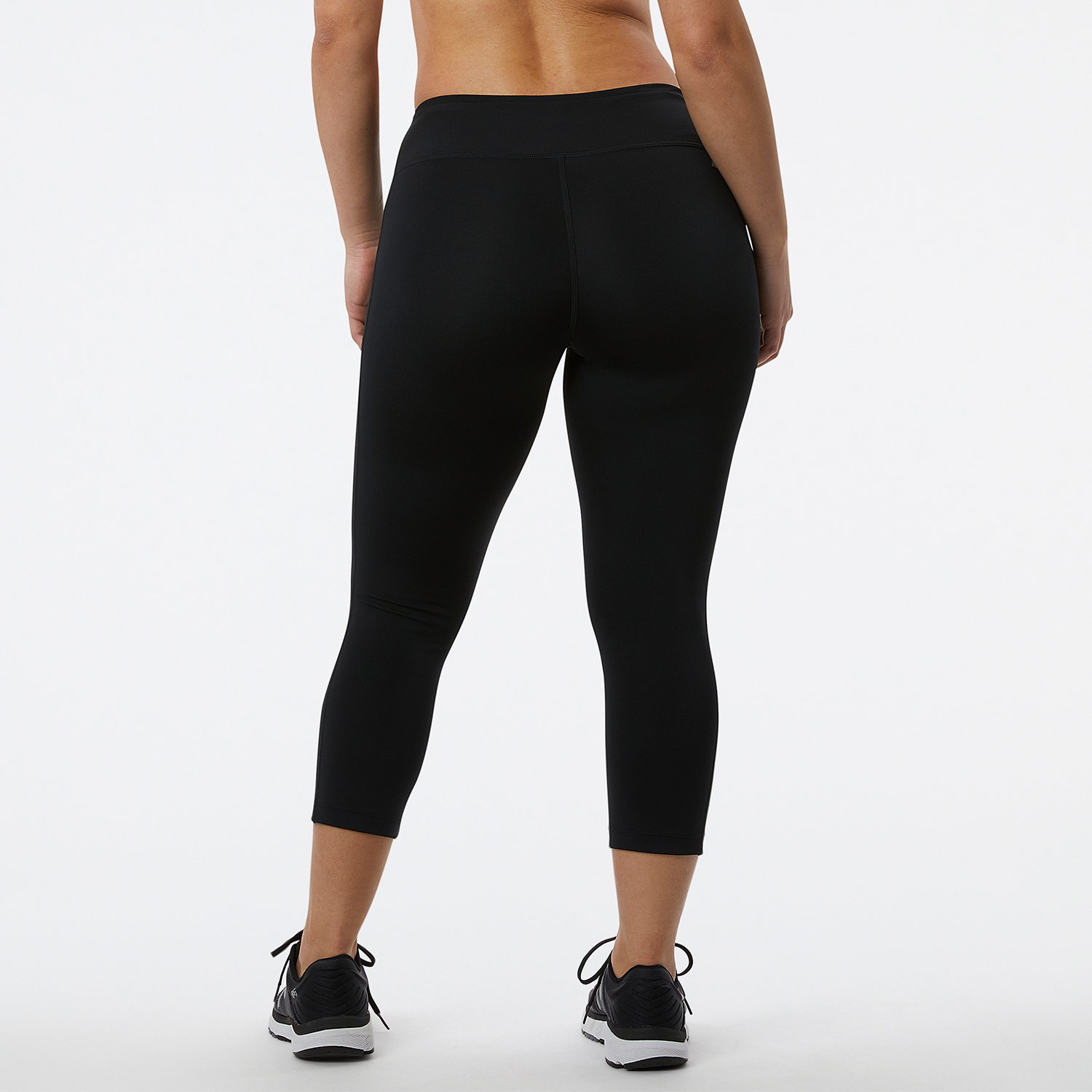 New Balance Accelerate Capri Black