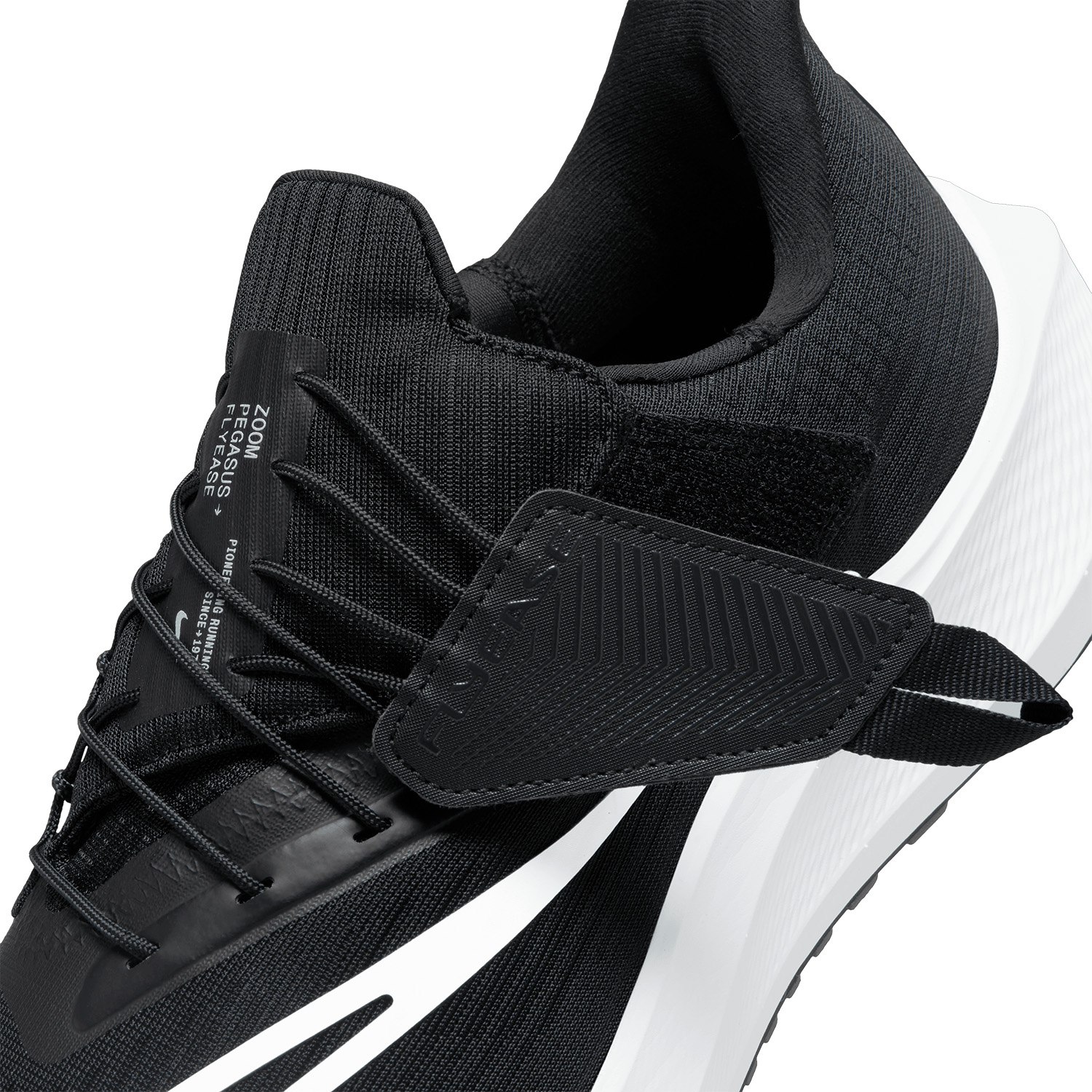 Nike Air Zoom Pegasus 39 Flyease Black/White/Dark Smoke Grey