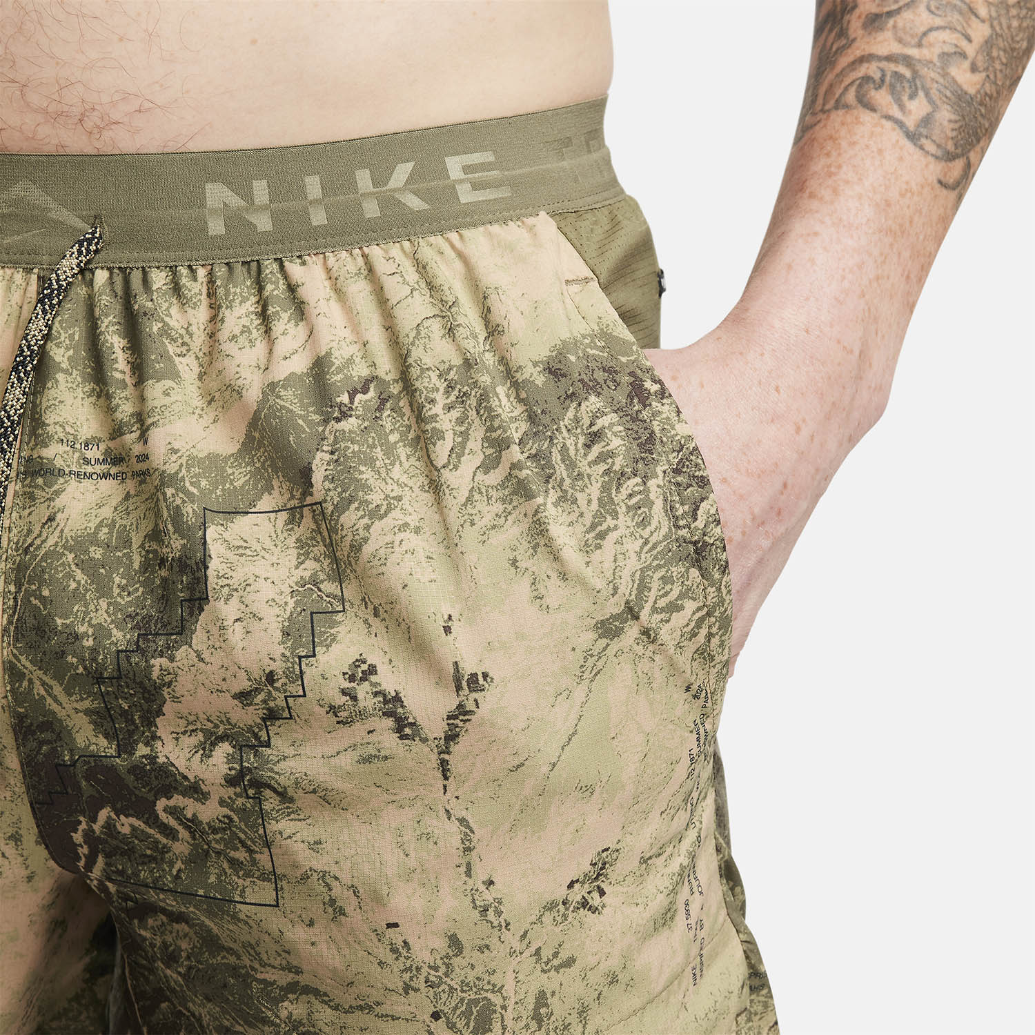 Nike Dri-FIT Trail Stride 7in Pantaloncini Medium Olive/Black