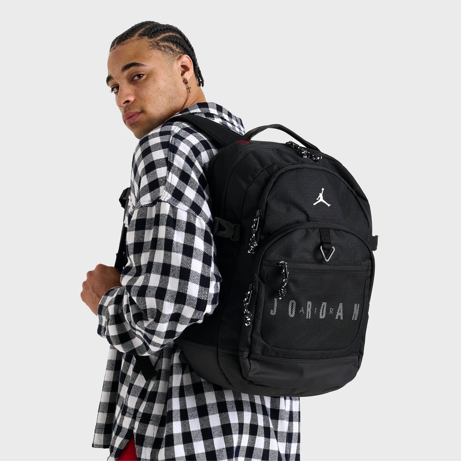 Jordan Blacktop Backpack (25L)